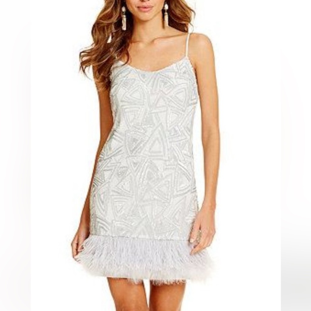 NEW Gianni Bini Silver Sequin Feather Mini Dress XS Retro Flapper Gray Bodycon